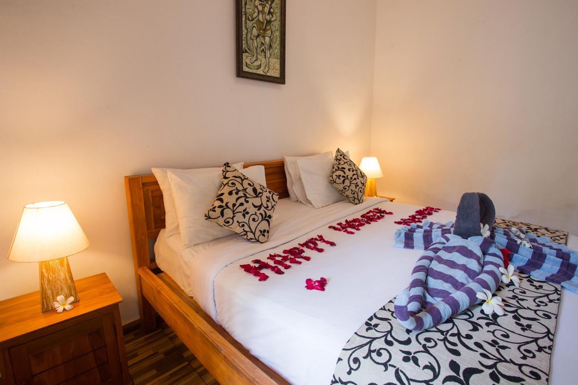 Crystal Bay Villa Sakti Ngoại thất bức ảnh