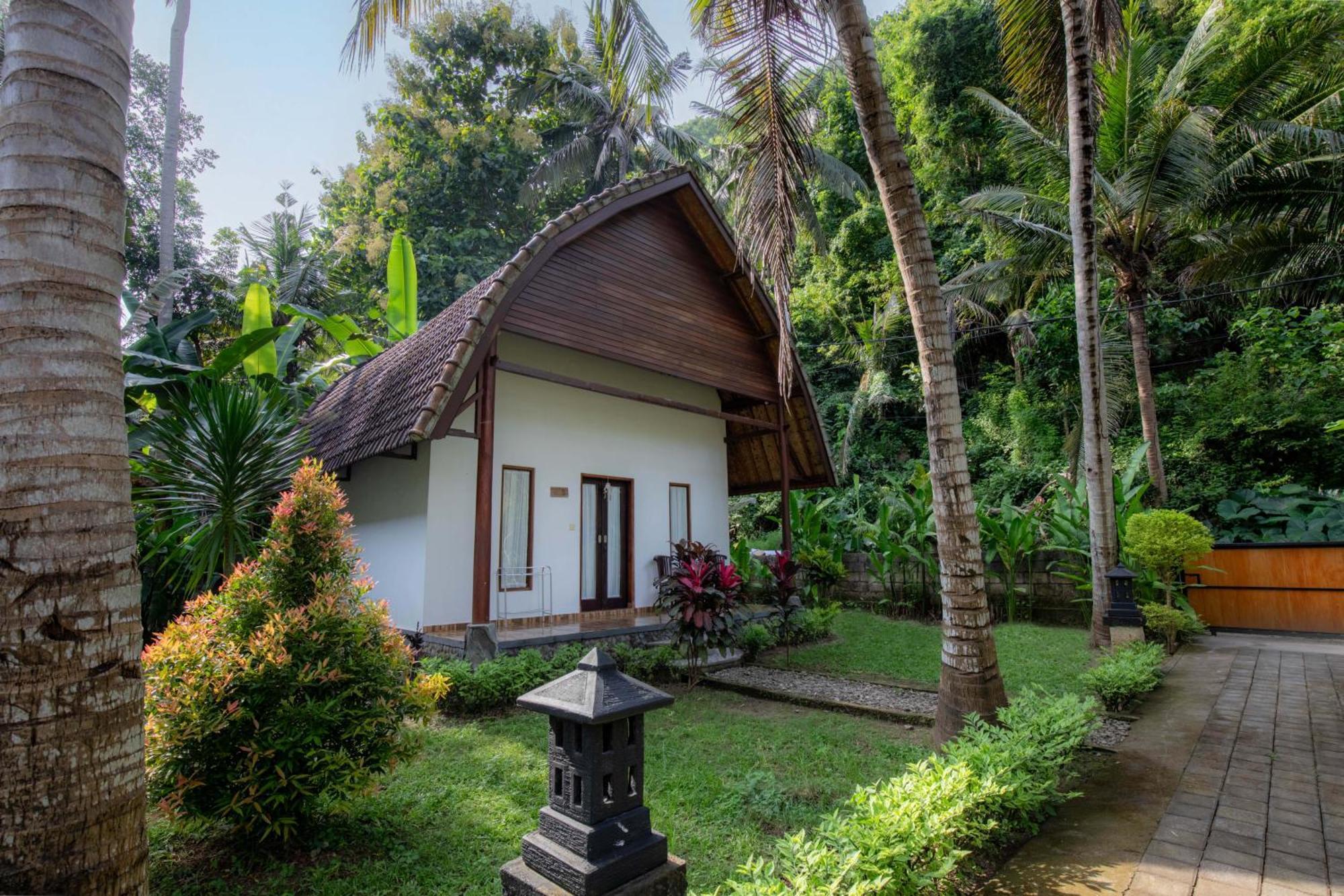 Crystal Bay Villa Sakti Phòng bức ảnh