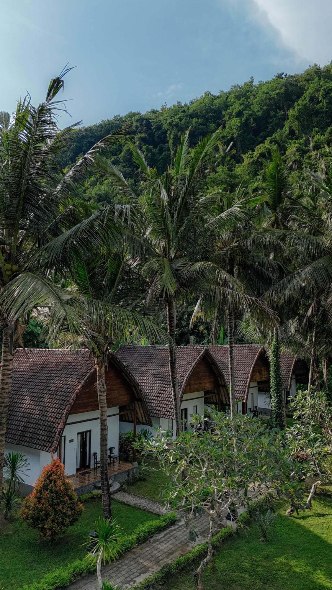 Crystal Bay Villa Sakti Ngoại thất bức ảnh